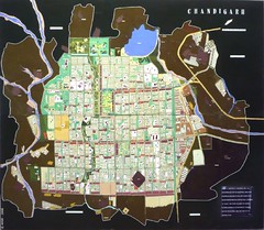 13096 - CHANDIGARH - Museo Arquitectura - maqueta orig