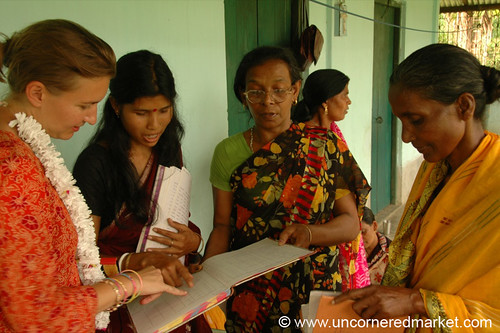india women microcredit microfinance westbengal dpn siliguri gairkata
