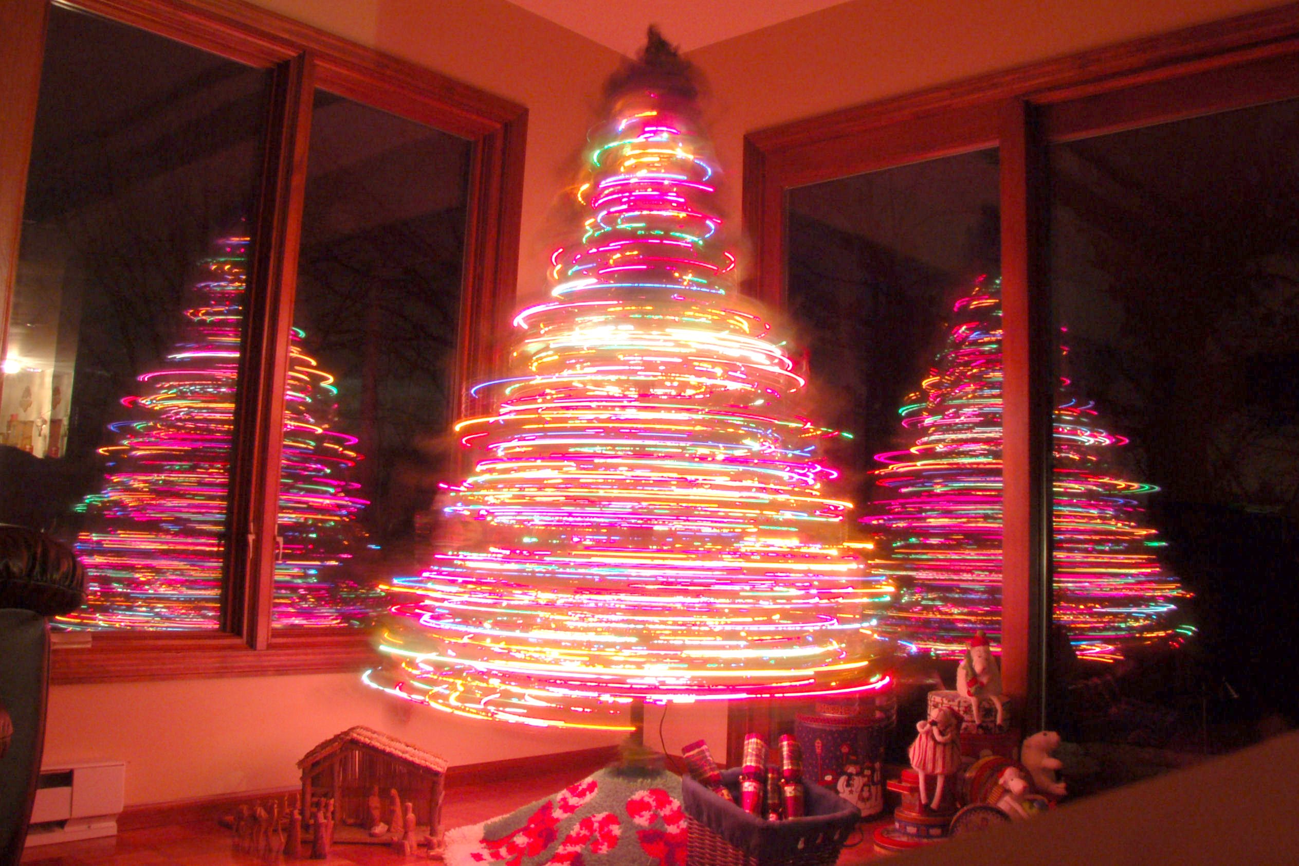Rotating Christmas tree 30 second exposure disco tree Flickr 