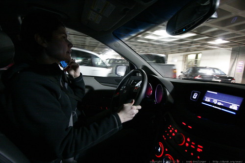 busy driver using cell phone    MG 8104