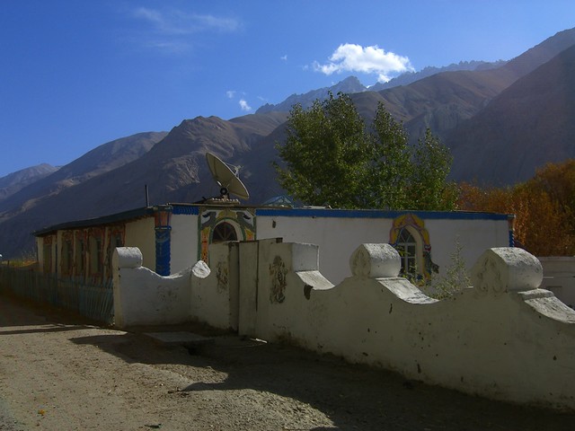 Satellite dish on Traditional Pamiri House - Langar, Tajikistan Satellite dish on Traditional Pamiri House - Langar, Tajikistan