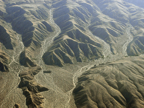 california nature desert erosion sanandreasfault coachellavalley fault geology sanandreas geomorphology aerialphotograph coachellavalleypreserve riversidecounty indiohills missioncreekfault