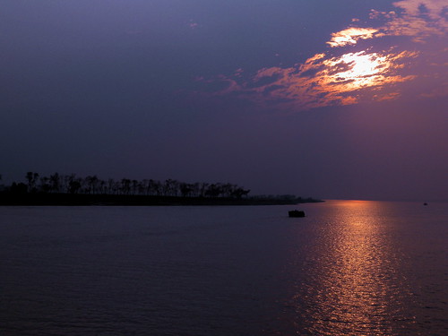sunset reflections river das bangladesh meghna amitabha chandpur chakrabarti explored jibanananda sajan164