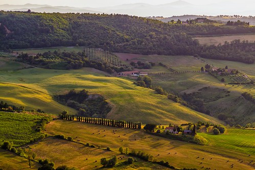 montepulciano tuscany toskana italy italia sunset valley val shadows landscape landschaft