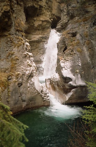 banff waterfall canyon rockies ice winter johnstonecanyon alberta canada pentaxsf1 35mmfilm