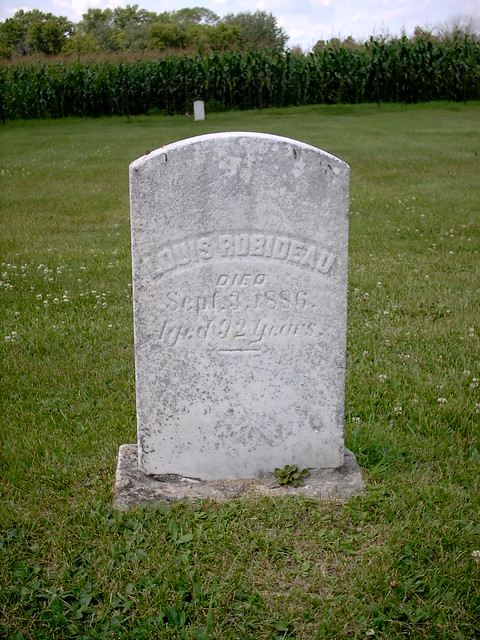 Headstone of Louis Robideau
