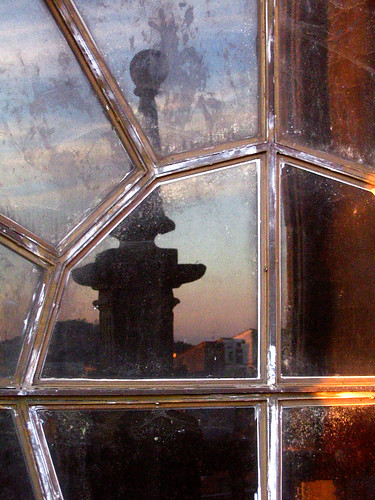 roof santiago sunset reflection window spain cathedral galicia compostela