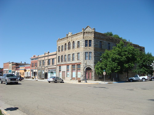 newmexico stone buildings downtown raton architectural historic streettrees onstreetparking