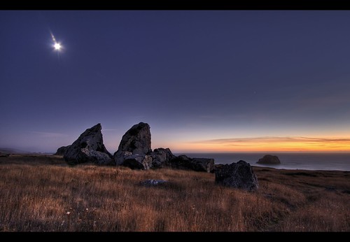 ocean sunset sea cliff moon field rocks hdr goatrock sonomacoast weekendamerica
