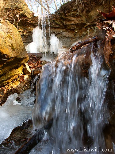 winter ice nature water rock waterfall illinois melting gorge kickapoo centralillinois vermilioncounty kickapoostatepark