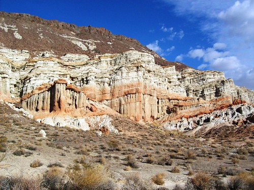 redrockcanyon california red desert layers sedimentary redrockcanyonstatepark hagencanyon mojavedesert kerncounty mlhradio
