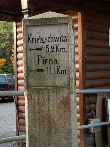 Alte Meilen-Säule an der Festung Königstein mit Entfernung nach Krietzschwitz und Pirna 209