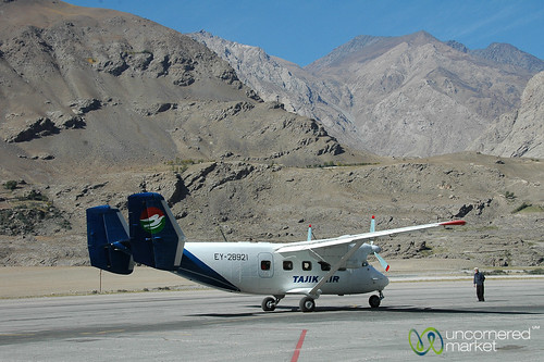 flying planes tajikistan centralasia pamirs aes badakhshan khorog tajikair