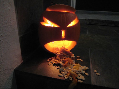 jack o' lantern, pumpkin, pumpkin seed… IMG_0170