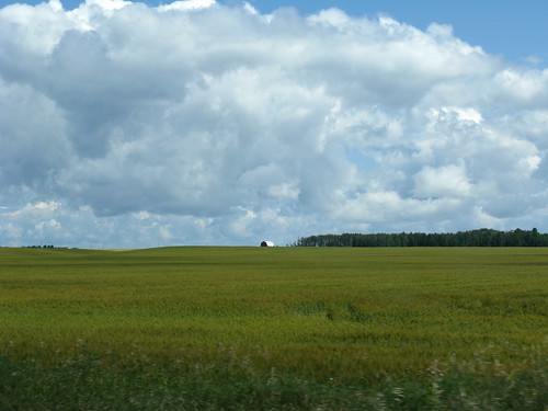 ontario canada clouds barn agriculture nearnorth takenfromthecarsoblurryintheforeground