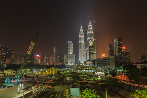 park moon tower construction cityscape nightscape malaysia singleexposure beautifulasia