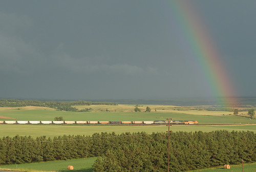 weather train rainbow northdakota bnsf coaltrain