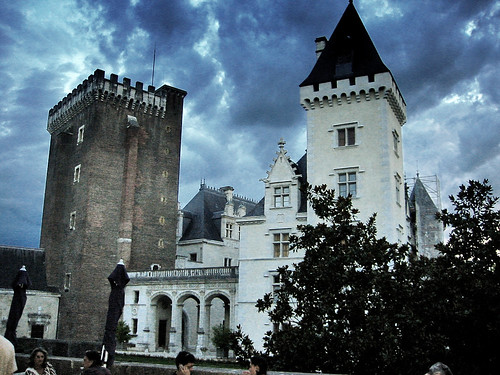sky france tower castle clouds landscape torre paisaje cielo nubes chateau pau francia castillo