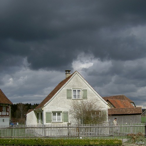 clouds geotagged wolken freilichtmuseum badenwuerttemberg 500x500 oberschwaben kürnbach geo:lat=47991771 geo:lon=9675685