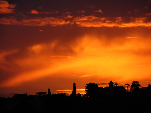 sunset orange silhouette fog soleil marseille coucher brume entrée ombres farida 16e martime chinoises dahbia