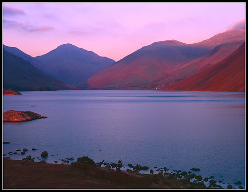 pink blue light sunset red sky sunlight lake mountains film nature water landscape saturated colours vibrant lakedistrict wastwater greatgable shenhao naturewatcher illgillhill
