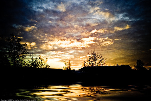 sky reflection water clouds photoshop nokia sundown explore lightroom n73 abigfave 300v1 highestposition123onsundaynovember42007