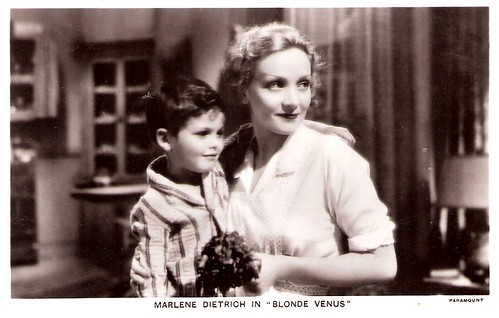 Marlene Dietrich and Dickie Moore in Blonde Venus