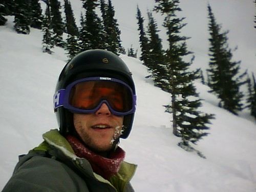 Tim snowboarding