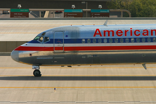 American Airlines McDonnell-Douglas MD80 - N581AA