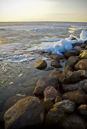 winter sunset ice rocks sony plasticfantastic tokina alpha simcoe a100 lakesimcoe