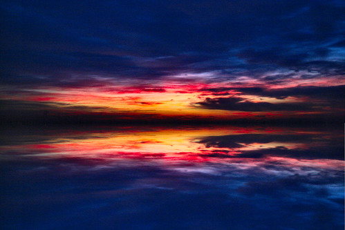 sunset color reflection photoshop canon reflections eos moments tramonto magic christian saturation tramonti nothdr 400d canoneos400d nottonemapped demma tricolorvenezolano christiandemma