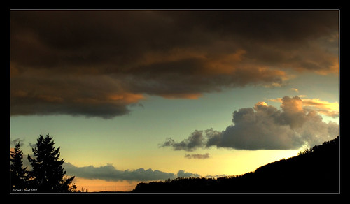 sunset night clouds canon eos europa raw czech prague natur praha hdr 30d podzim zátiší naturesfinest příroda mraky slunce čechy sluníčko západ podzimní colourartaward večerní podvečer