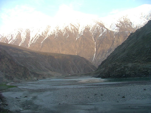 geotagged tajikistan contrastadjusted springbreak2008 тоҷикистон panjrivervalley khorogtodushanbe geo:lat=38452984 geo:lon=70827227