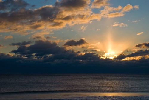 ocean morning sun beach sunrise rising dawn cloudy atlantic rise atlanticocean risingsun