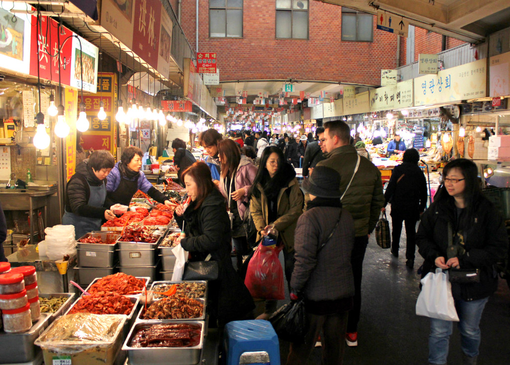 gwangjang-market-seafood-section