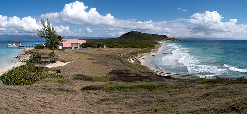 autostitch panorama lighthouse beach island puertorico olympus caribbean e300 isla caribe photoshop7 islacajademuertos