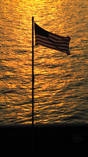 sunset usa ny flag hudsonriver rhinecliff thearch1
