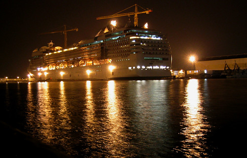 night yard ship view poesia msc saintnazaire nazaire penhoet