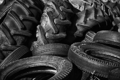 california ca old usa black texture rural decay rubber tires lancaster edit canonef70200mmf28lisusm canoneos5dmarkii silverefexpro canon5dmarkii