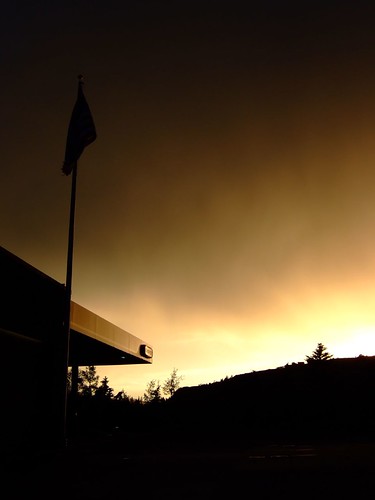 travel sunset summer vacation holiday silhouette clouds twilight colorado dusk flag gasstation telluride