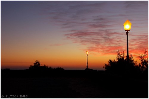 sunset sky portugal lamp silhouette night d50 céu pôrdosol noite because santo senhora candeeiro silhueta assunção nossa tirso dsc5890jpg