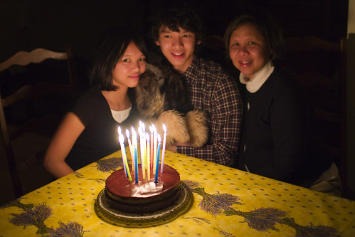 birthday family justin dog cake canon puppy lowlight kiss candles chocolate scout angie isabelle sigma30mmf14 40d