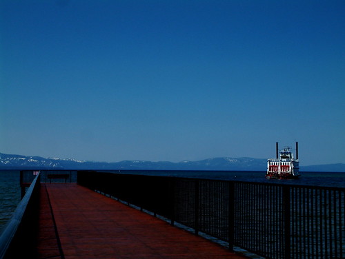 california blue sky bench dock laketahoe redwood paddleboat sternwheeler southlaketahoe paddlewheeler tahoequeen tahoekeys tahoesunsets quadzillanet