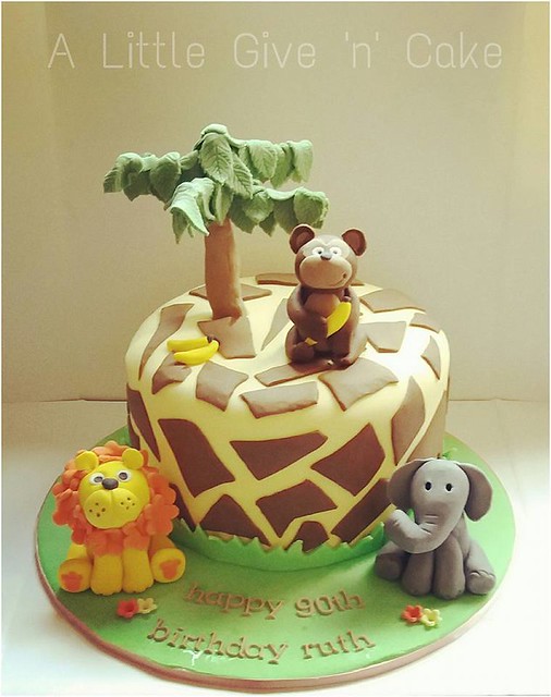 Zoo Themed Cake by A little give 'n' cake
