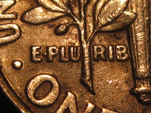 macro bronze latin dime epluribusunum
