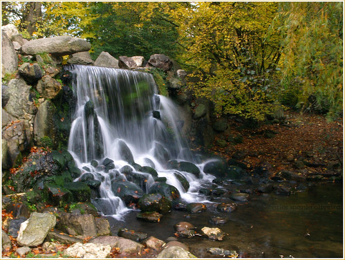 park autumn fall beautiful geotagged waterfall arnhem outono sonsbeek cascata geo:lat=51995187 geo:lon=5897534