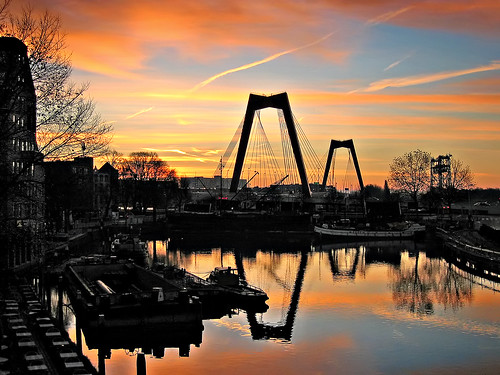 morning bridge reflection topf25 netherlands sunrise rotterdam topf50 europe nederland brug willemsbrug zuidholland oldharbour oudehaven southholland