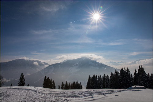 tirol österreich alpen scheffau bergbahn winter wintertime schnee snow canoneos5dmarkiv ef2470f28liiusm wolken bewölkt clouds cloudy mountain berge hütte ski sonne sun
