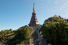 Phra Maha Dhatu Nabhamethanidol