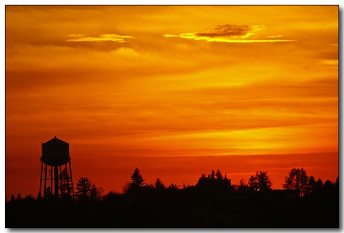 autumn sunset color fall clouds moscow watertower idaho palouse mywinners aplusphoto